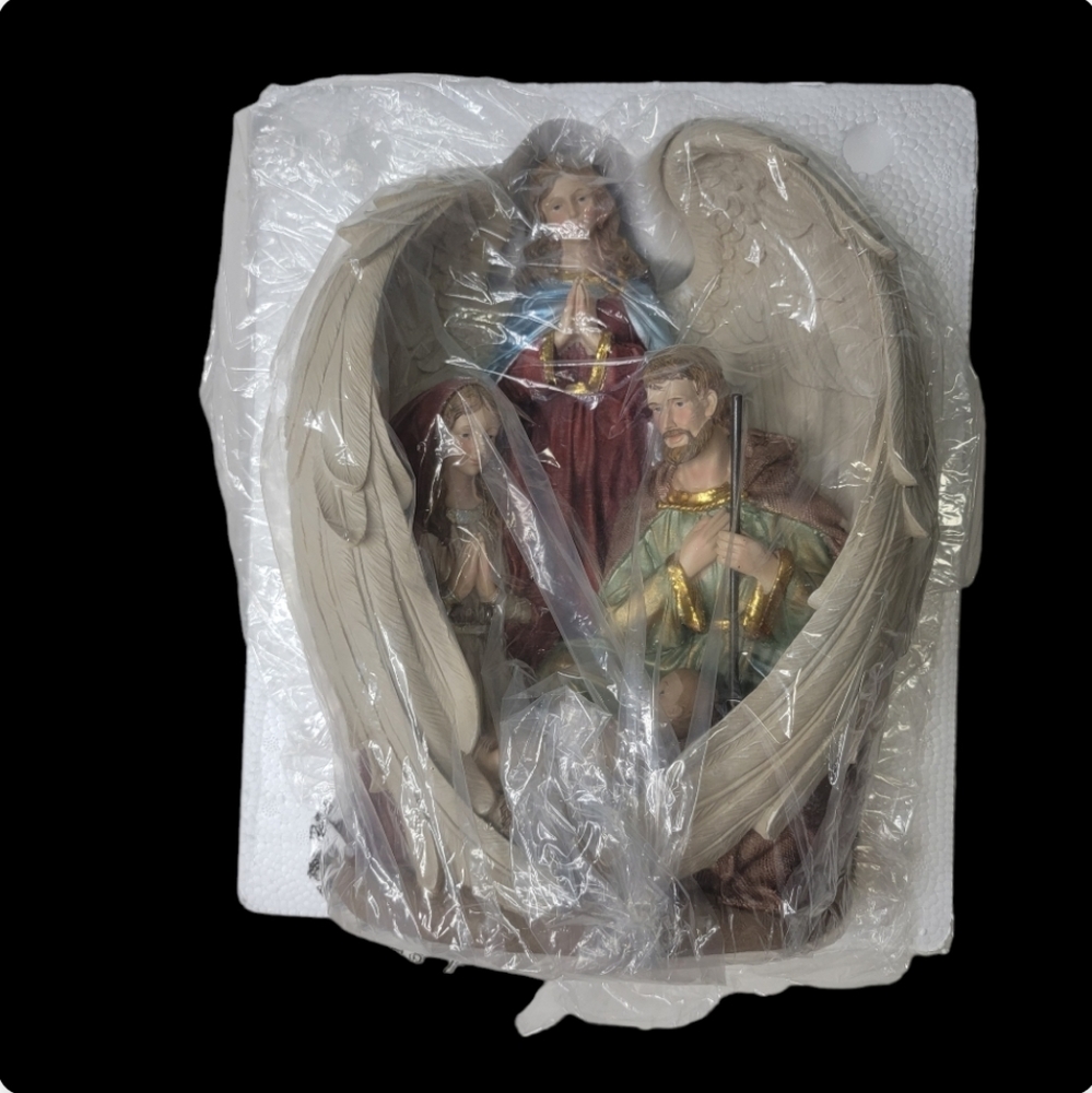 Enfolding Wings Nativity Figurine Angel Joseph Mary Baby Jesus christmas decor * - Picture 8 of 10